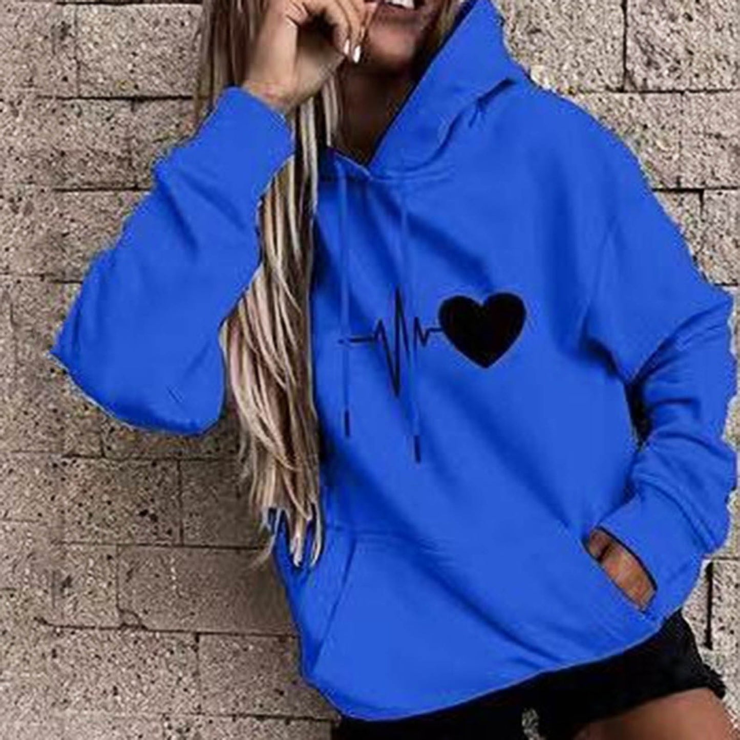 HOODED PULLOVER SWEATSHIRT