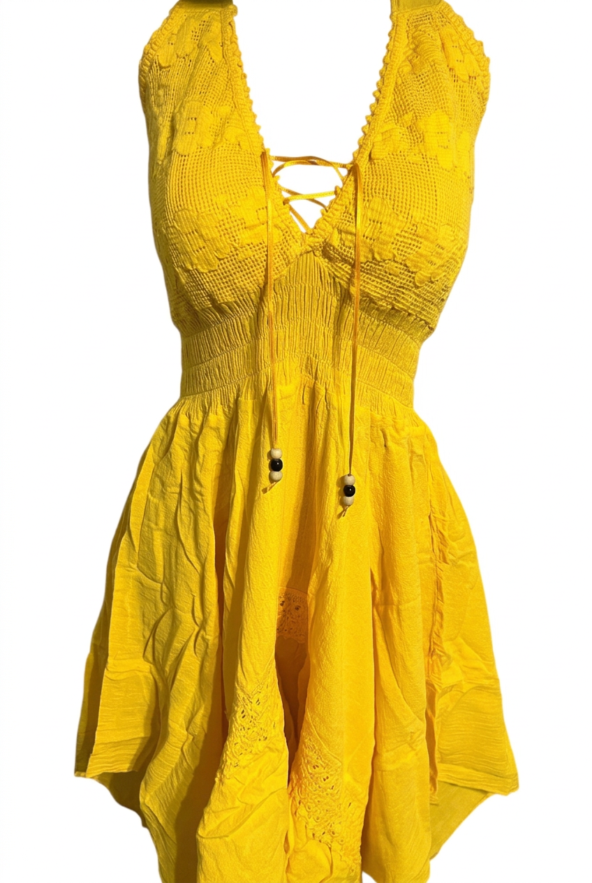 Yellow dress, close-up